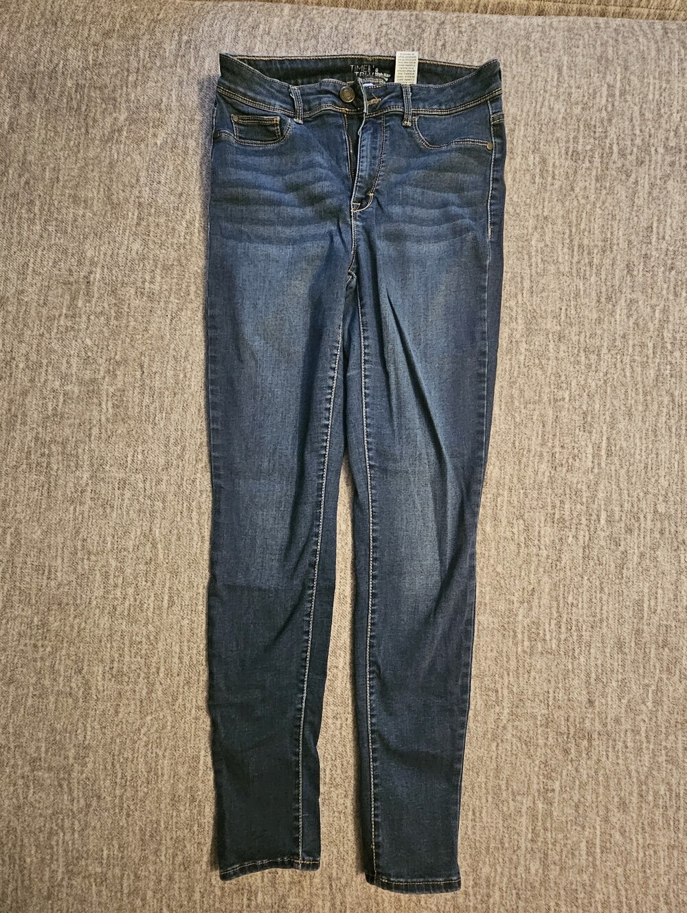 TIME AND TRU HIGH RISE JEGGING